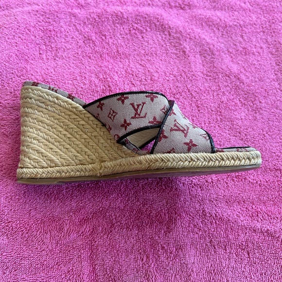 Louis Vuitton wedges- Size 7 - Picture 5 of 10